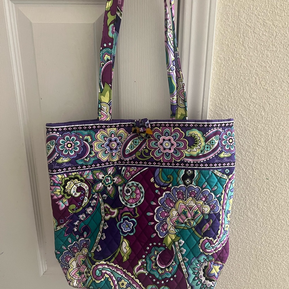 New without tags Vera Bradley tote